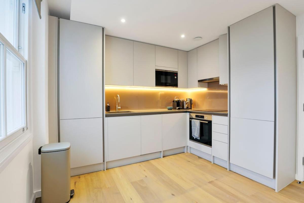 Kensington Luxury -2 Bedrooms 2 Baths
